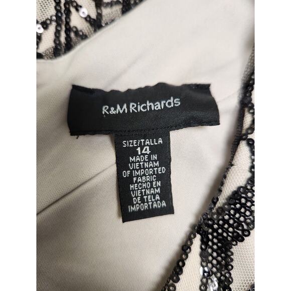 R & M RichardsWomen's Sequin Embellished Sleeveless GownSize 14 Black Beige - Picture 13 of 15